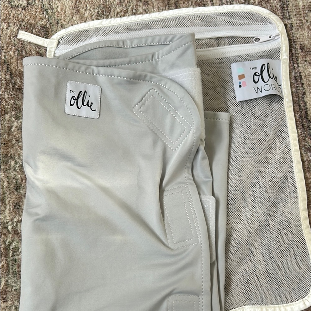 The Ollie World Gray Swaddle